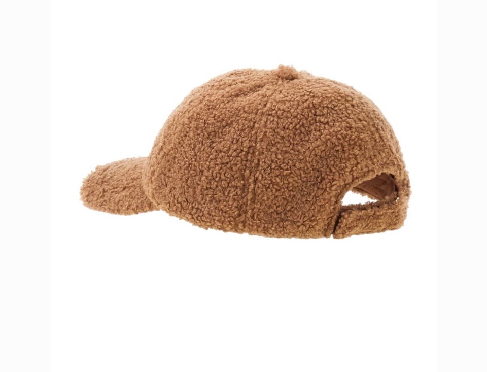 Guess Teddy Baseball Cap. AW5626POL01