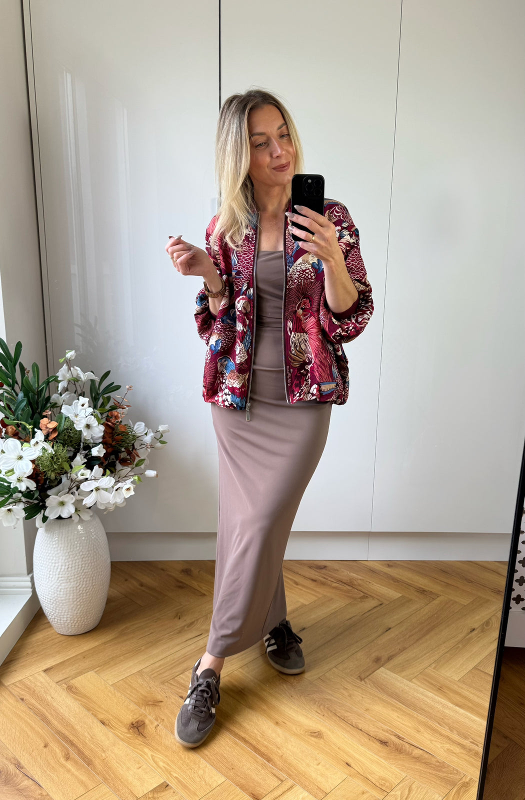 Satira wine bomber