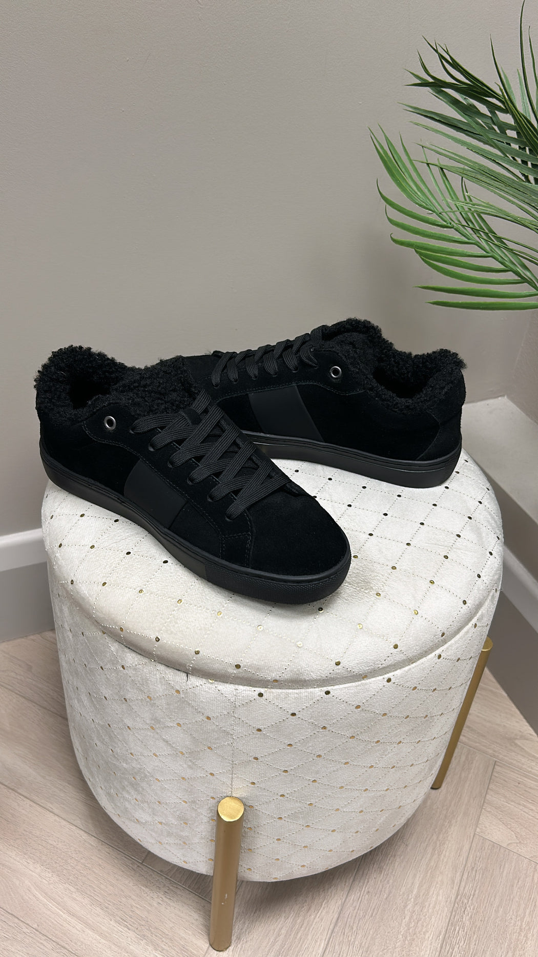 Flft0dsue12 black toda guess suede leather fur lined trainer