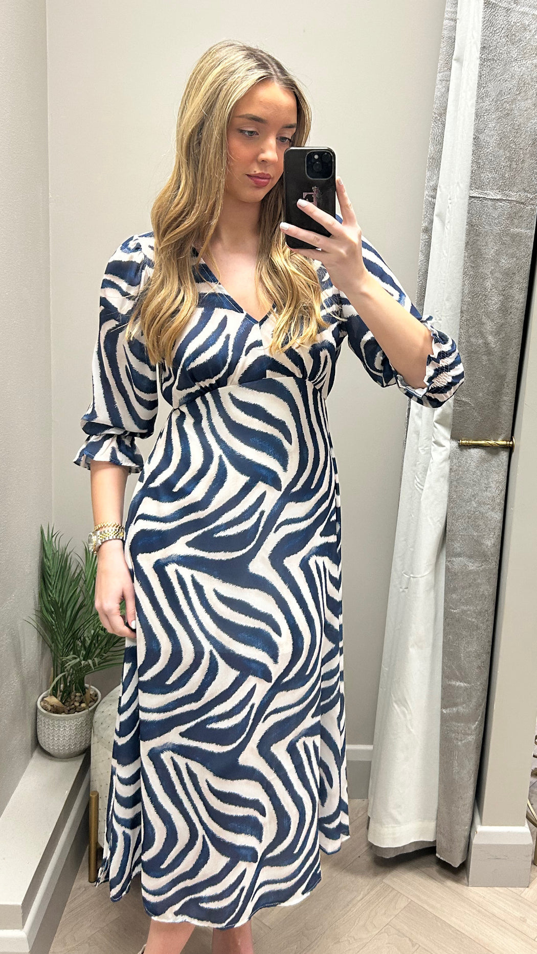 Streasa navy cream stripe midi dress