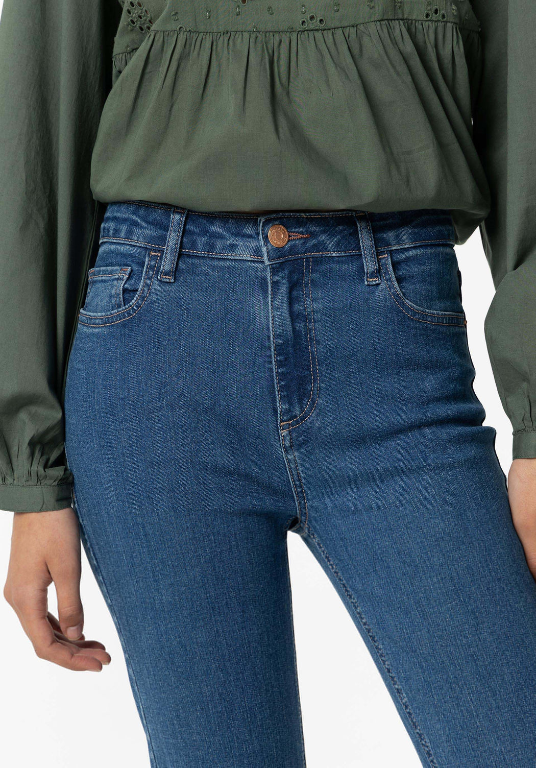 Zoe flare jeans