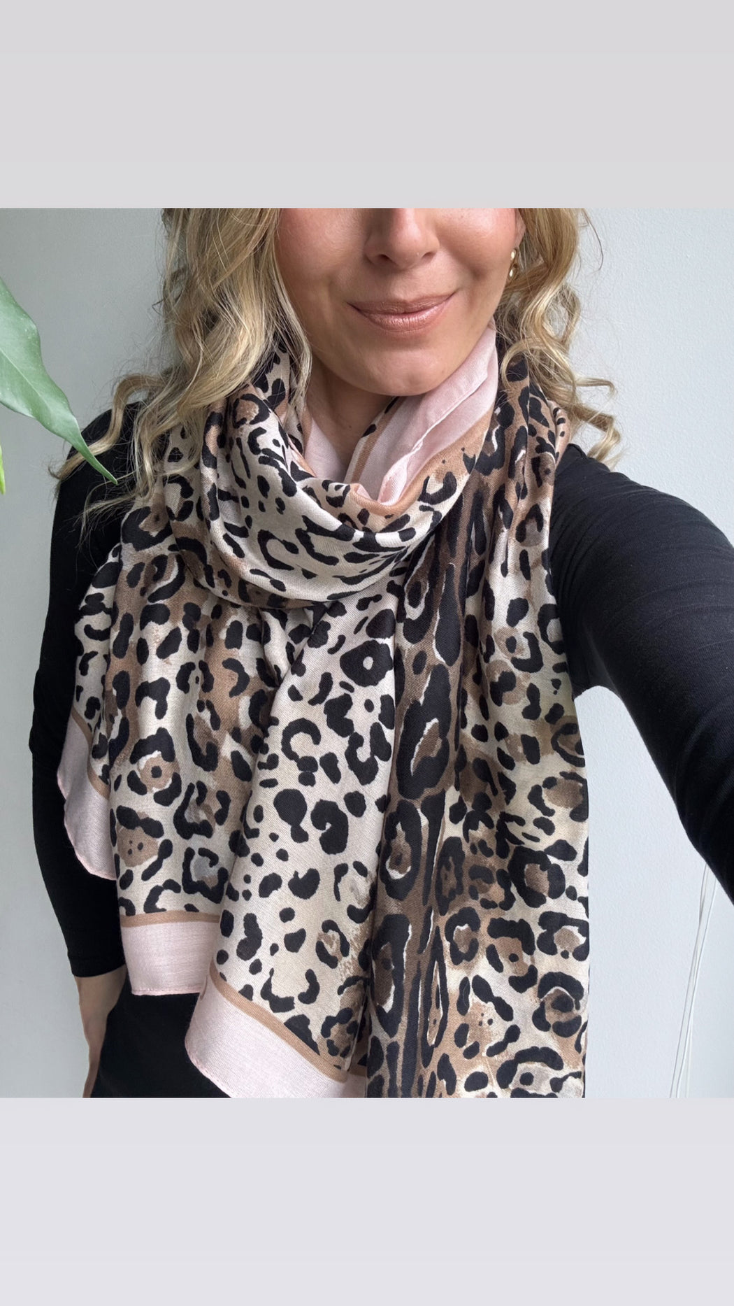 Guess rose animal print  AW5495POL03 - ROS