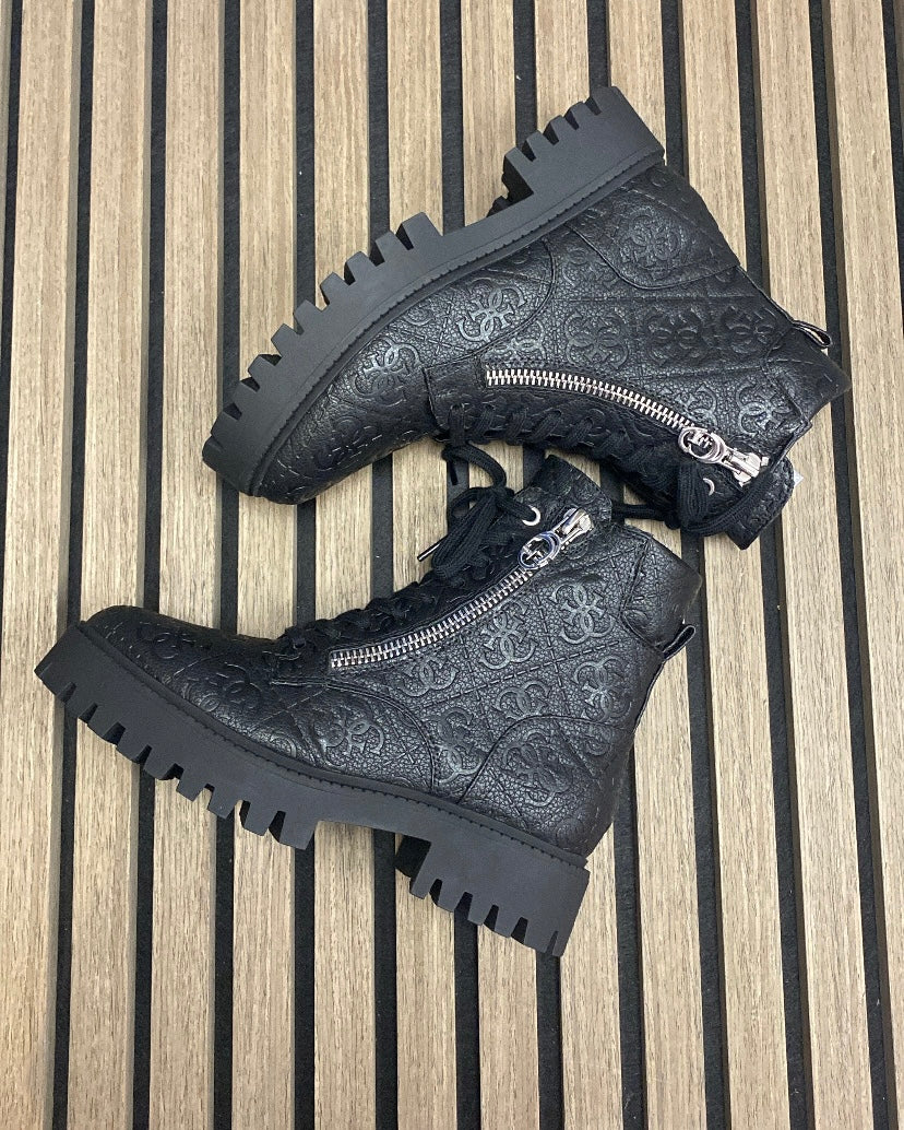 Guess side zip logo embossed boots