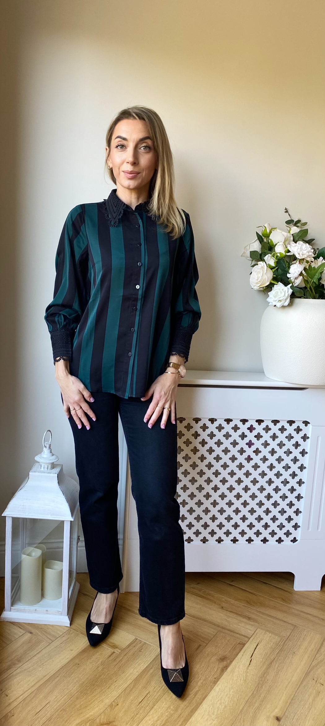 Jill green black blouse