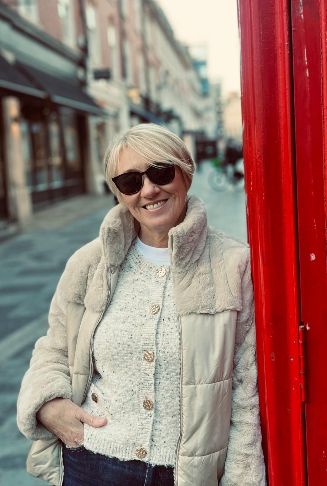 Popperes beige jacket