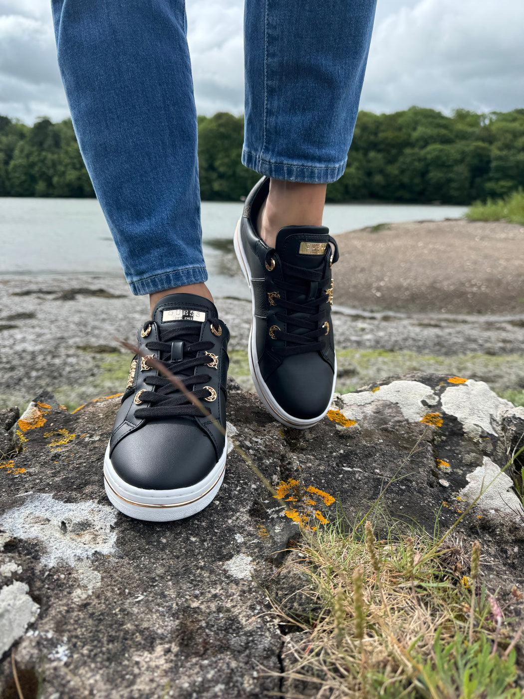Guess stew black trainer