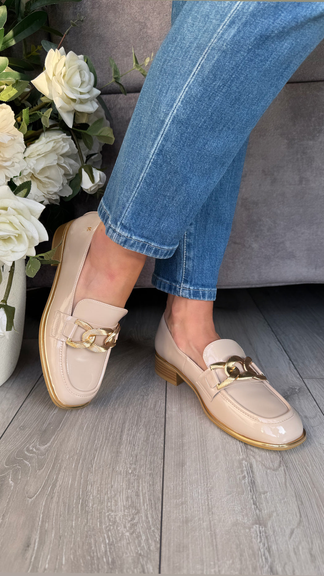 Thames est Blush Loafer