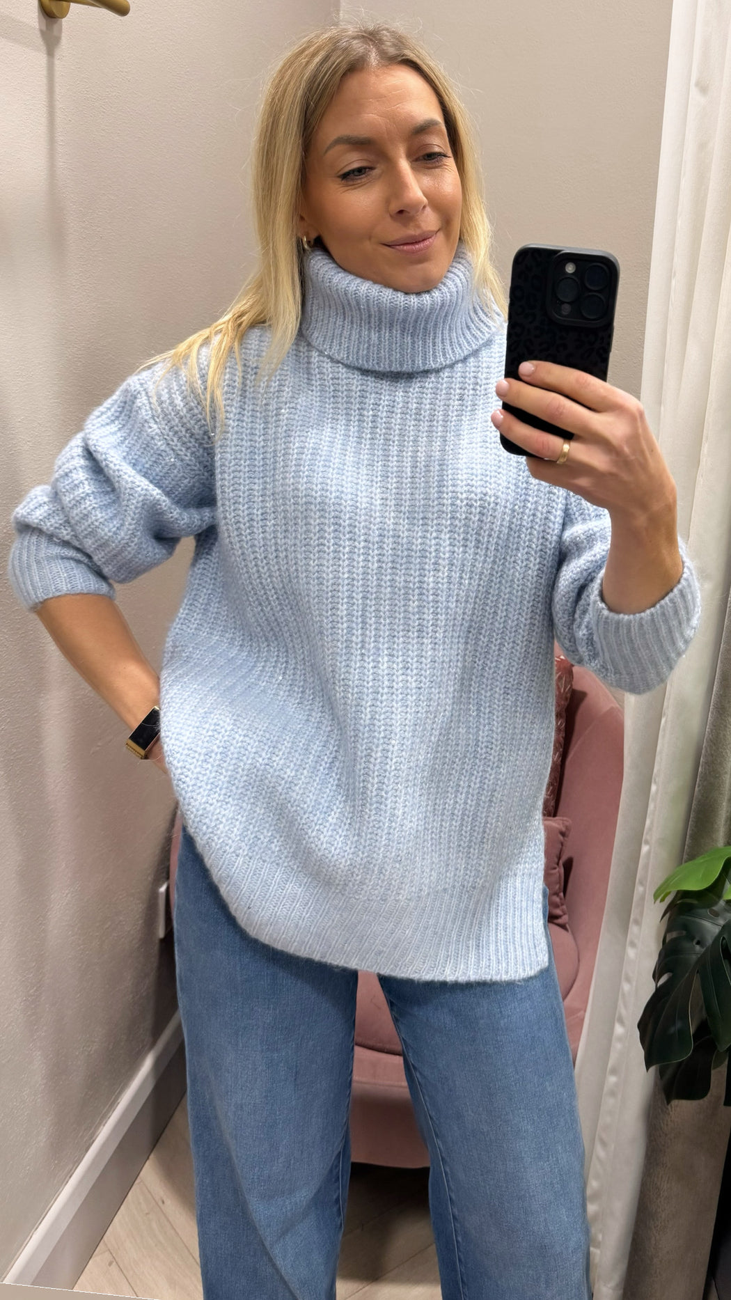 Midnight blue knit