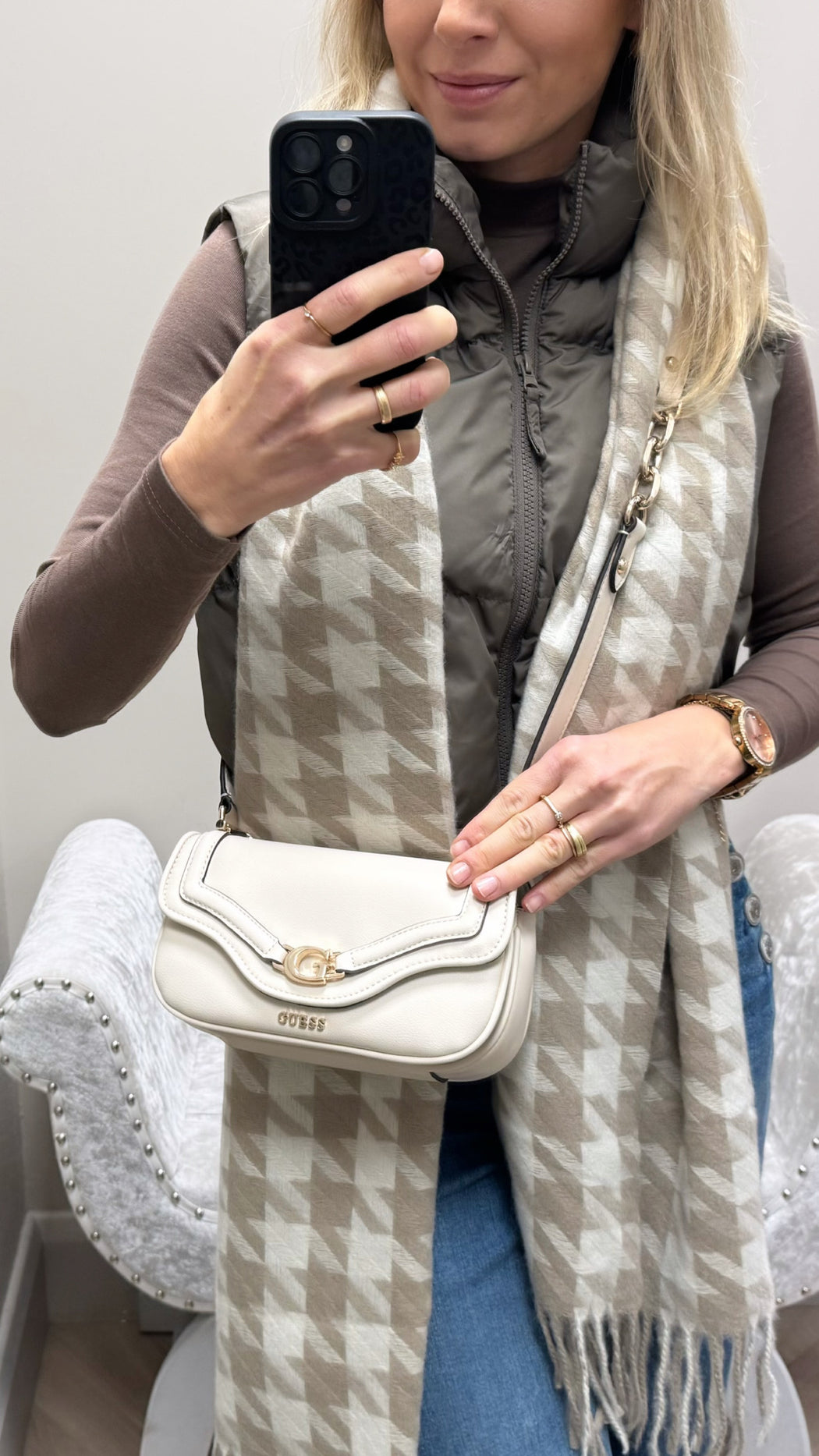Wendy beige print scarf