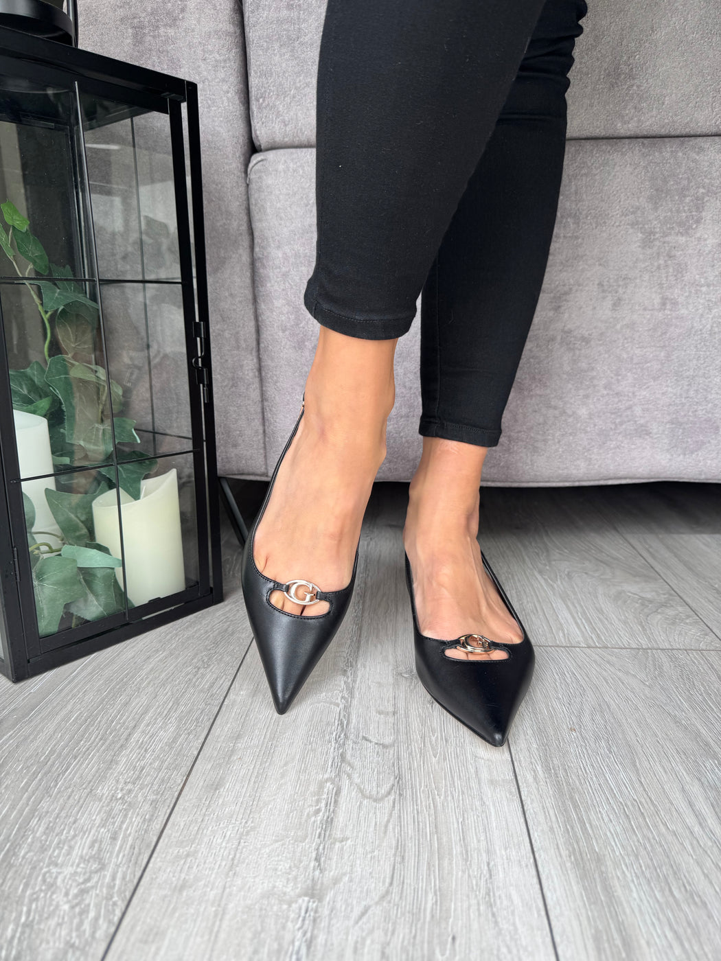 Guess black sling backs shoes FLTJESLEA05