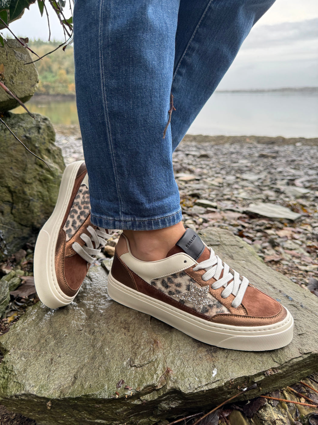 Seventy three antique bling