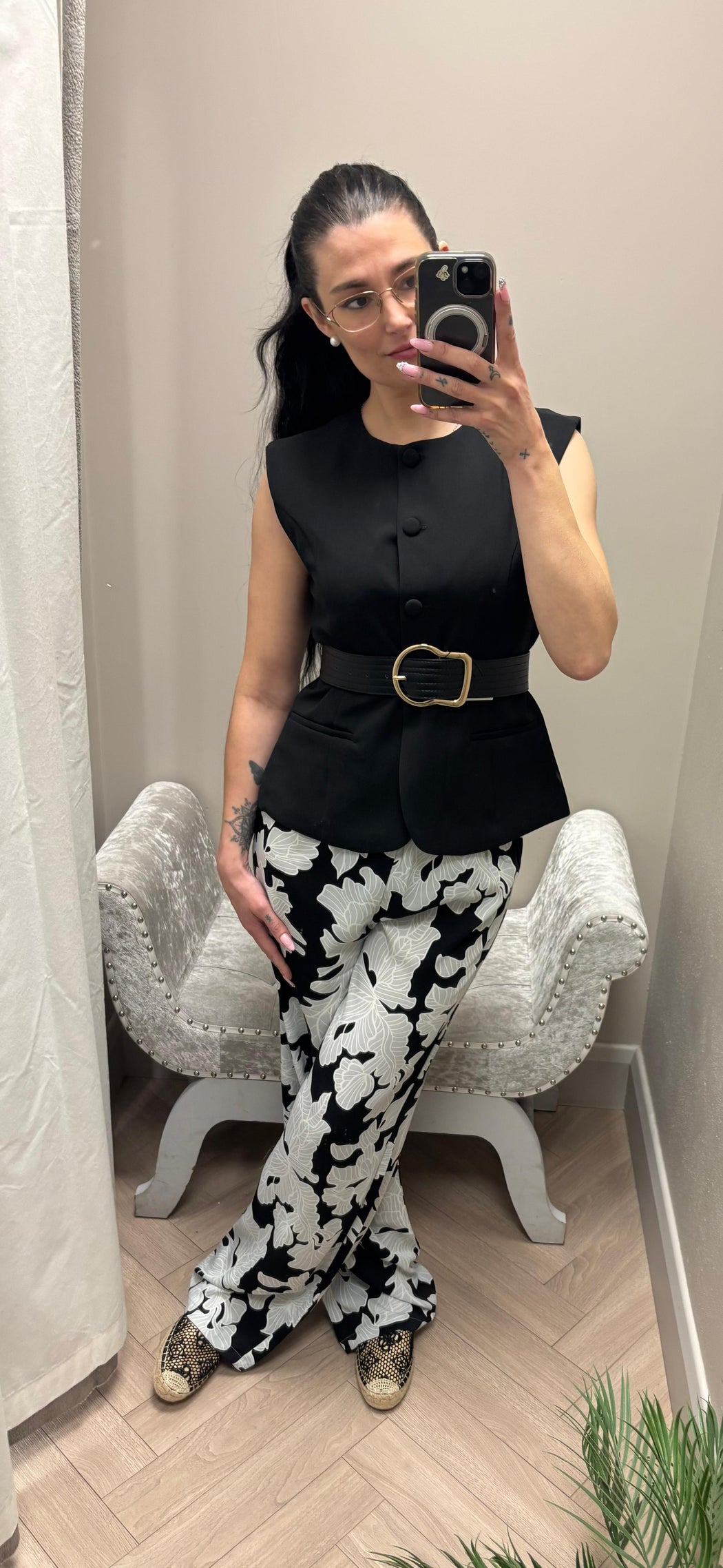 Guess black leather trim espradrils
