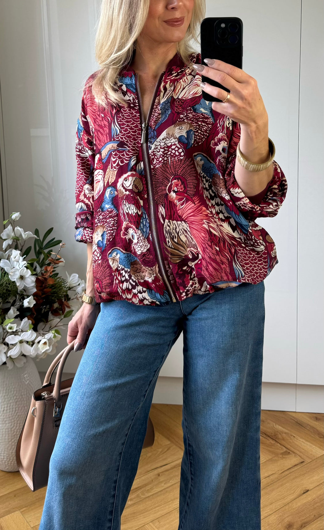 Satira wine bomber
