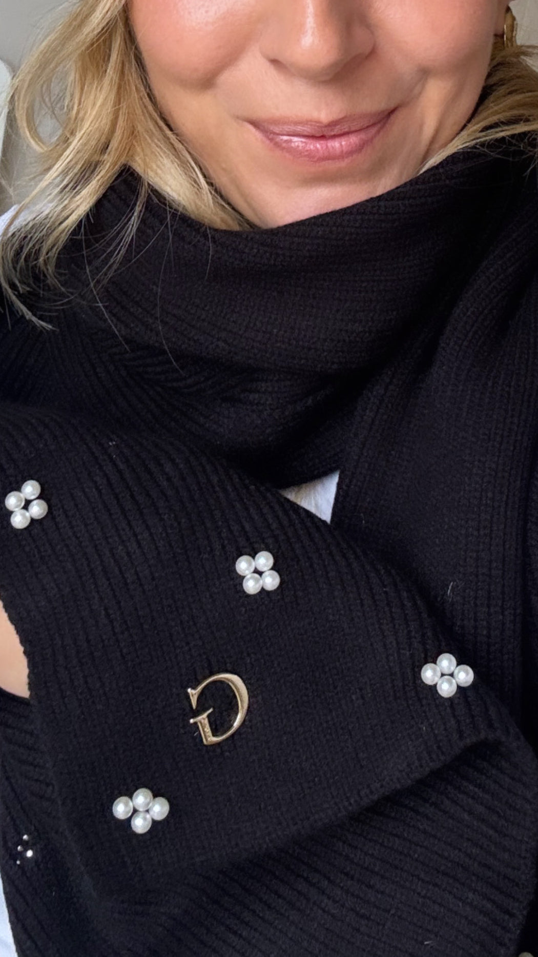 Guess black pearl scarf AW5636VIS03 - BLA