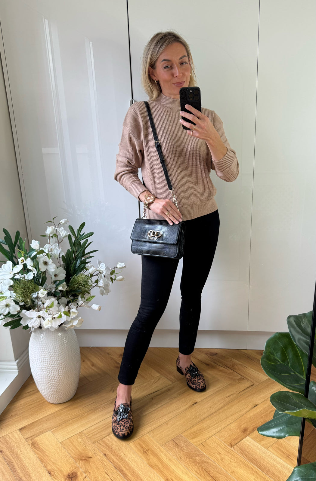Anastacia beige knit