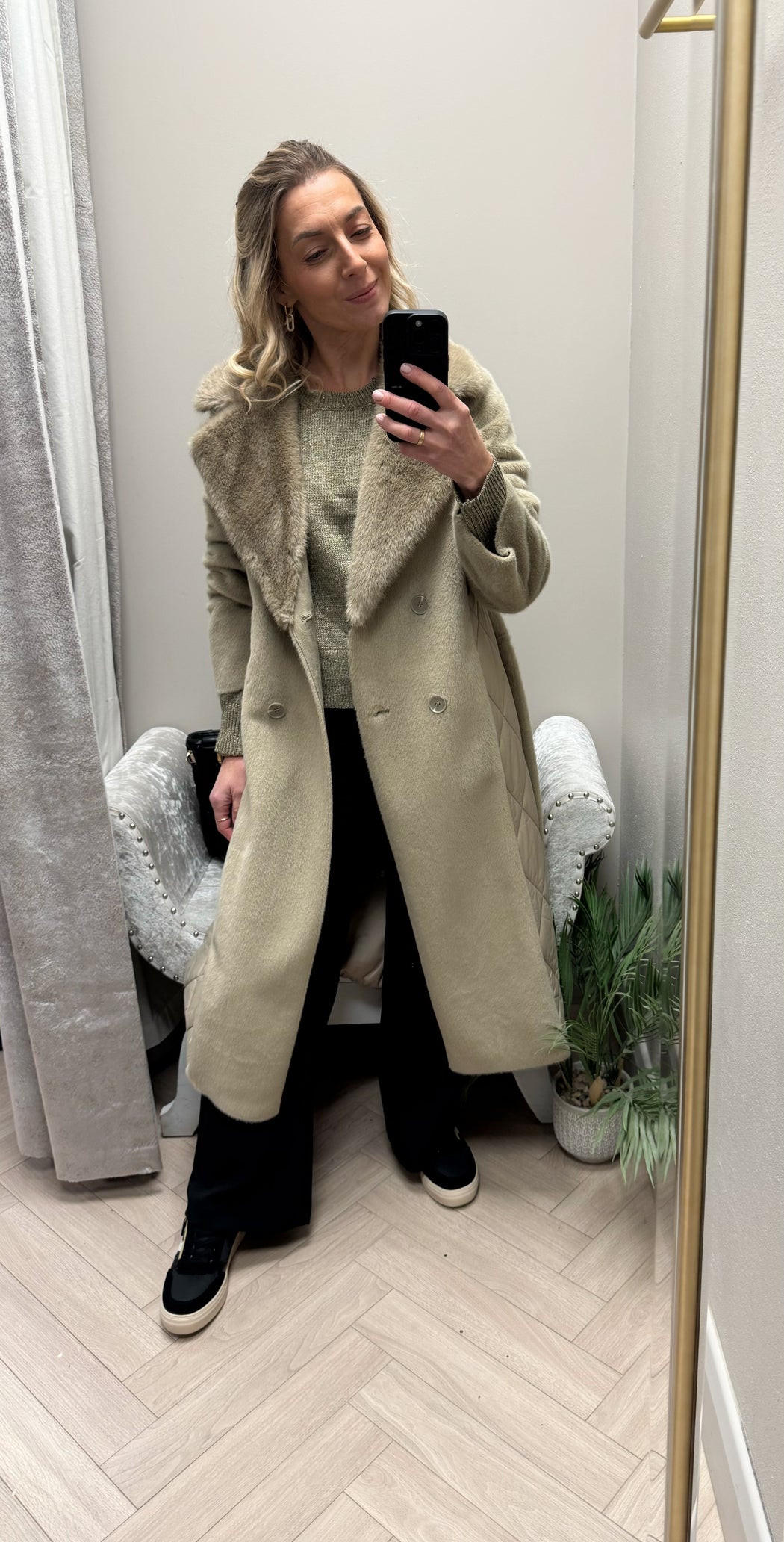 Guess Jole Coat. W5BL68W4200