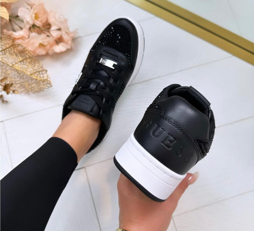 Flfnrsele12 guess black  trainer with rhinestones