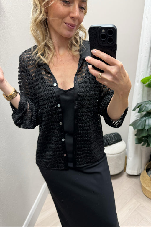 Guess button top bell sleeve