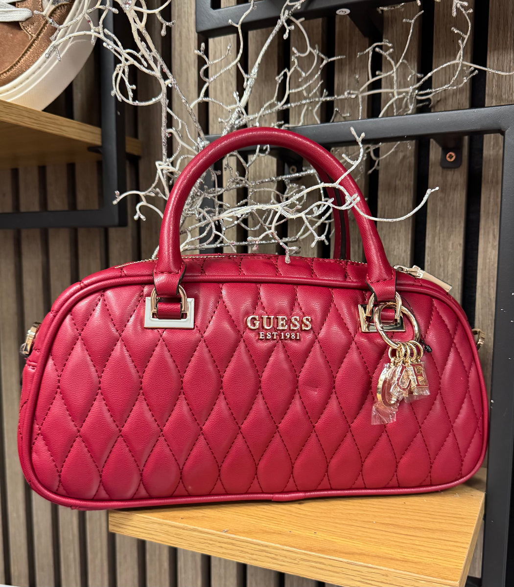 Guess Red VALLA Bag. QG812205.