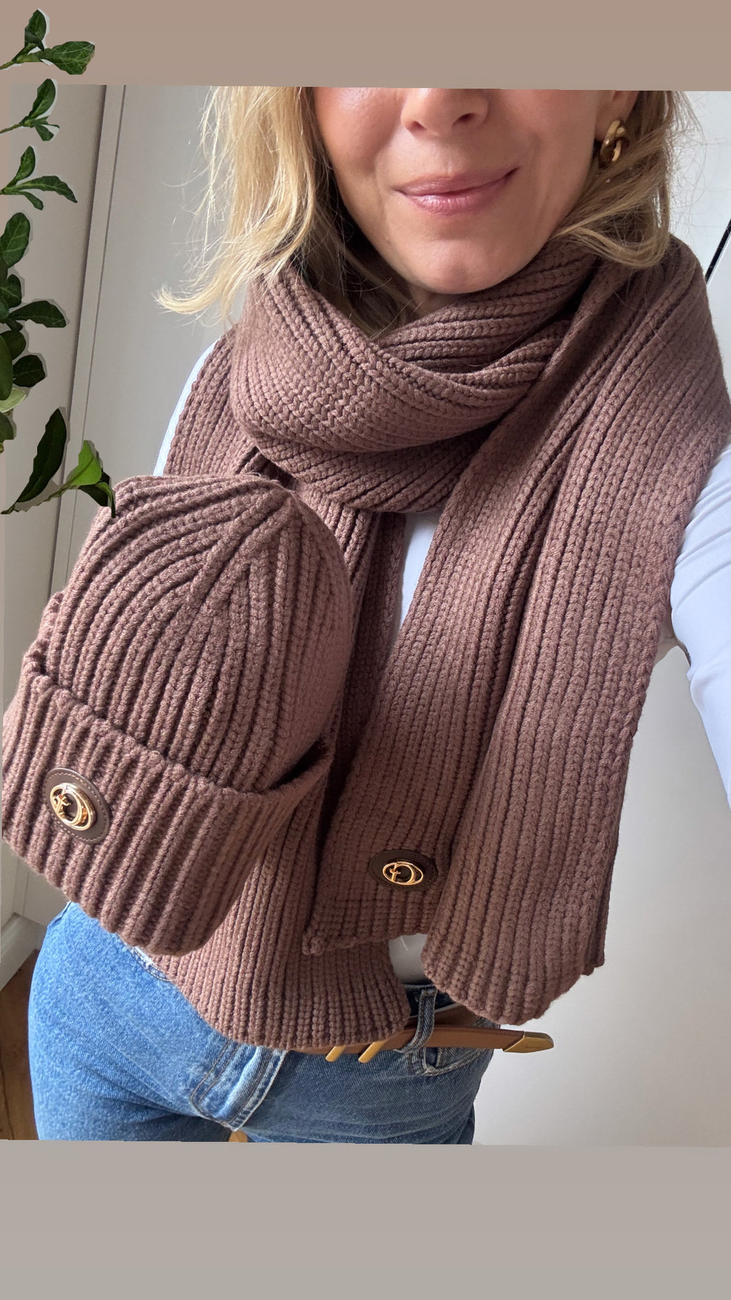 Guess espresso beanie AW5638POL01 - ESP
