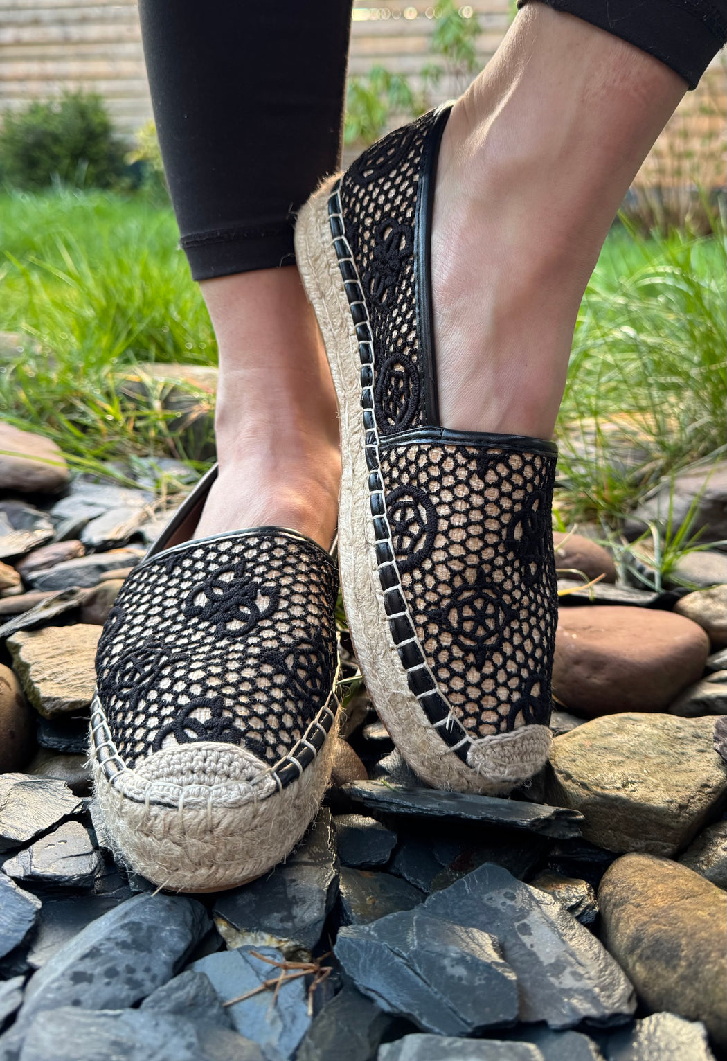 Guess black leather trim espradrils