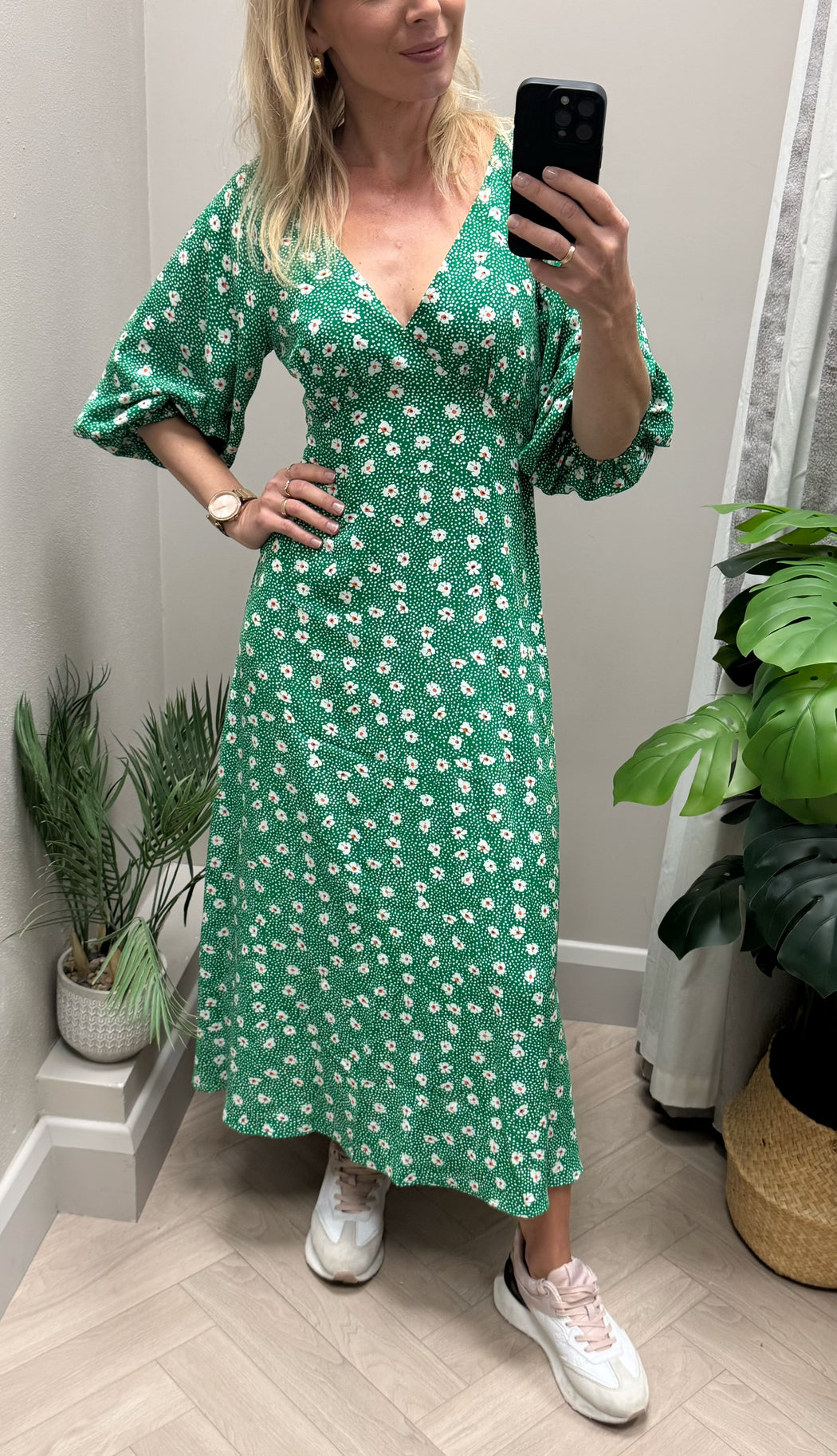Traffic People Gloria Green  Ditzy Floral Print Midi Dress