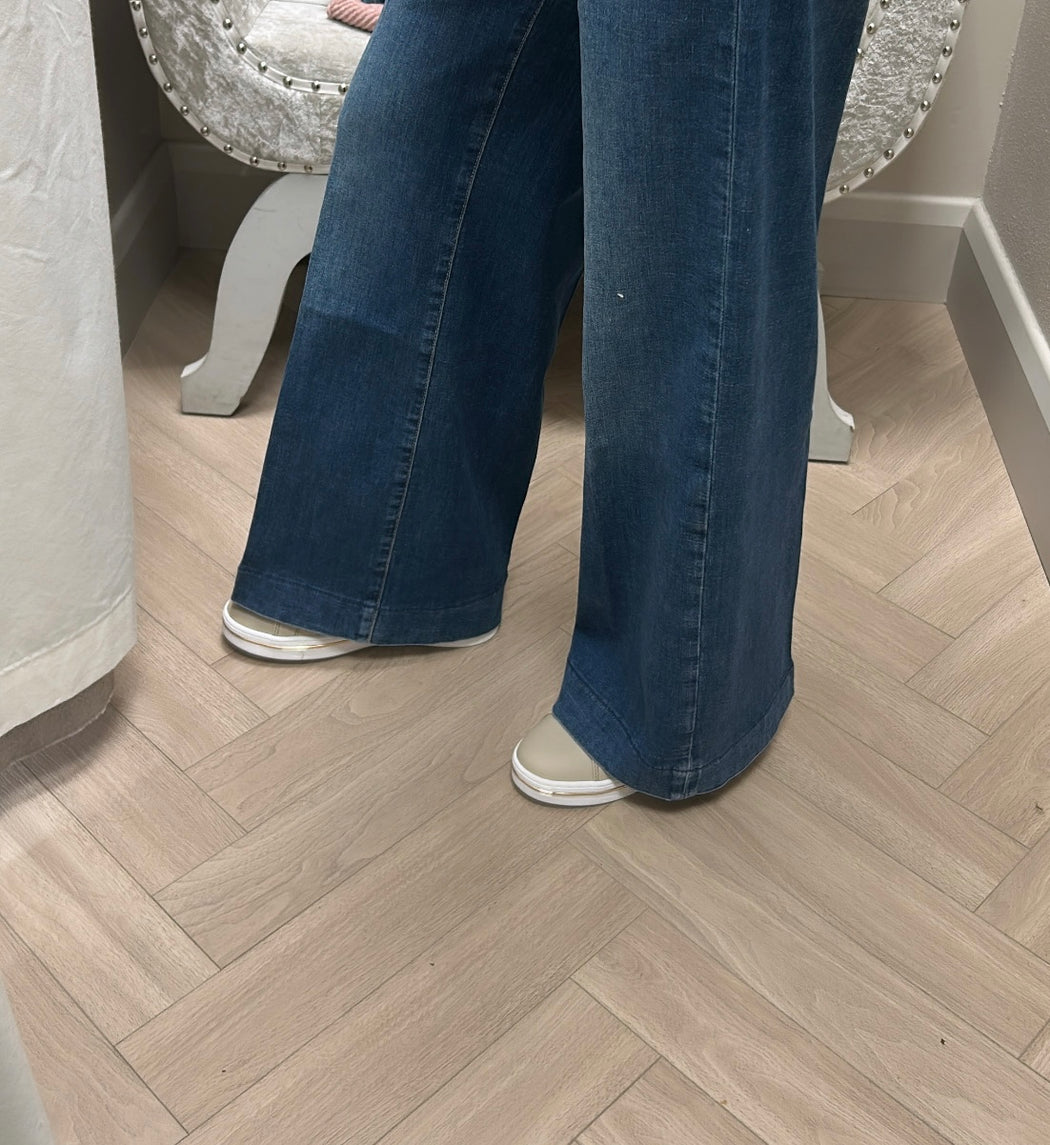 Guess wide leg flare jeans W5RA1LD5L73