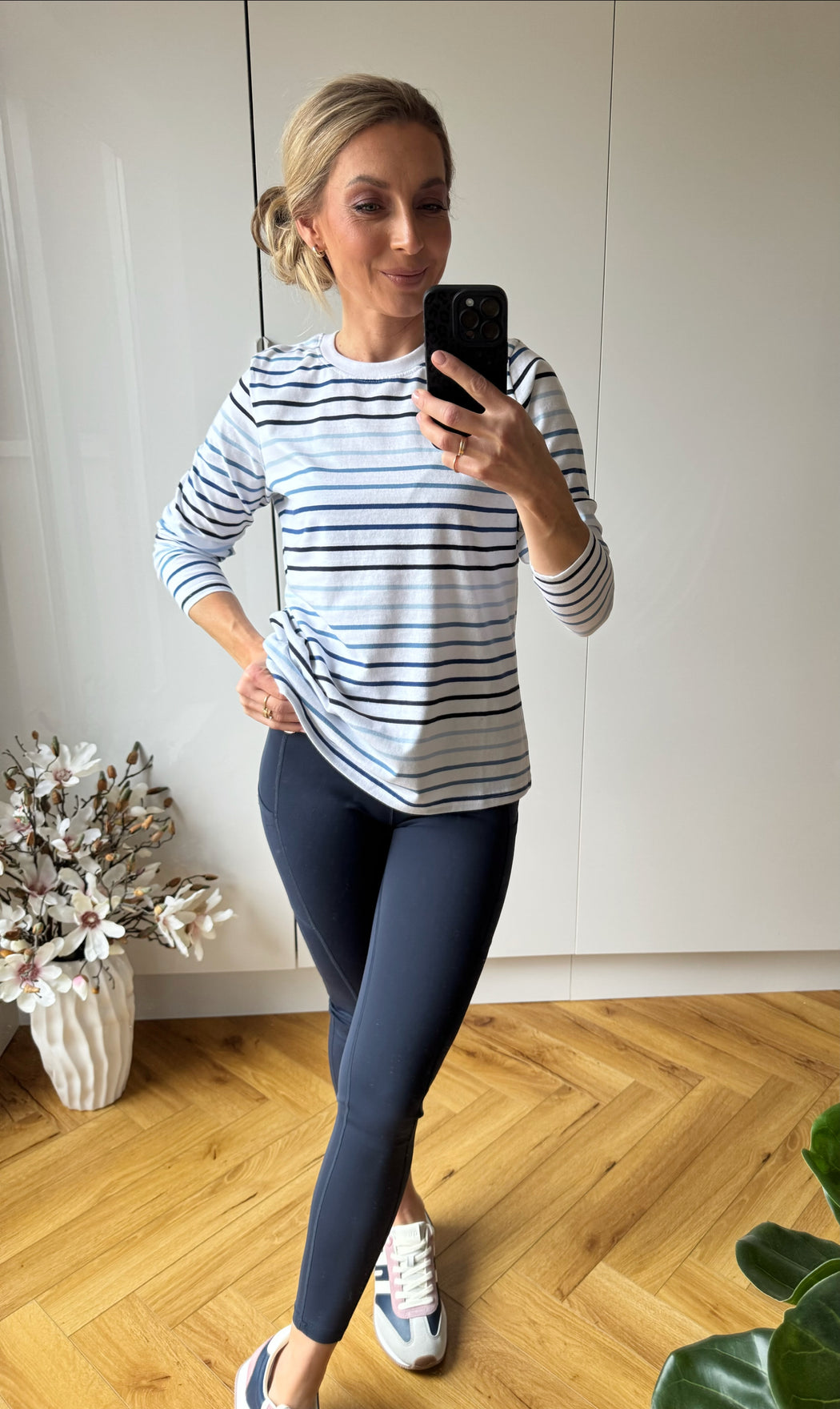Kimberley Long Sleeve Tee blue