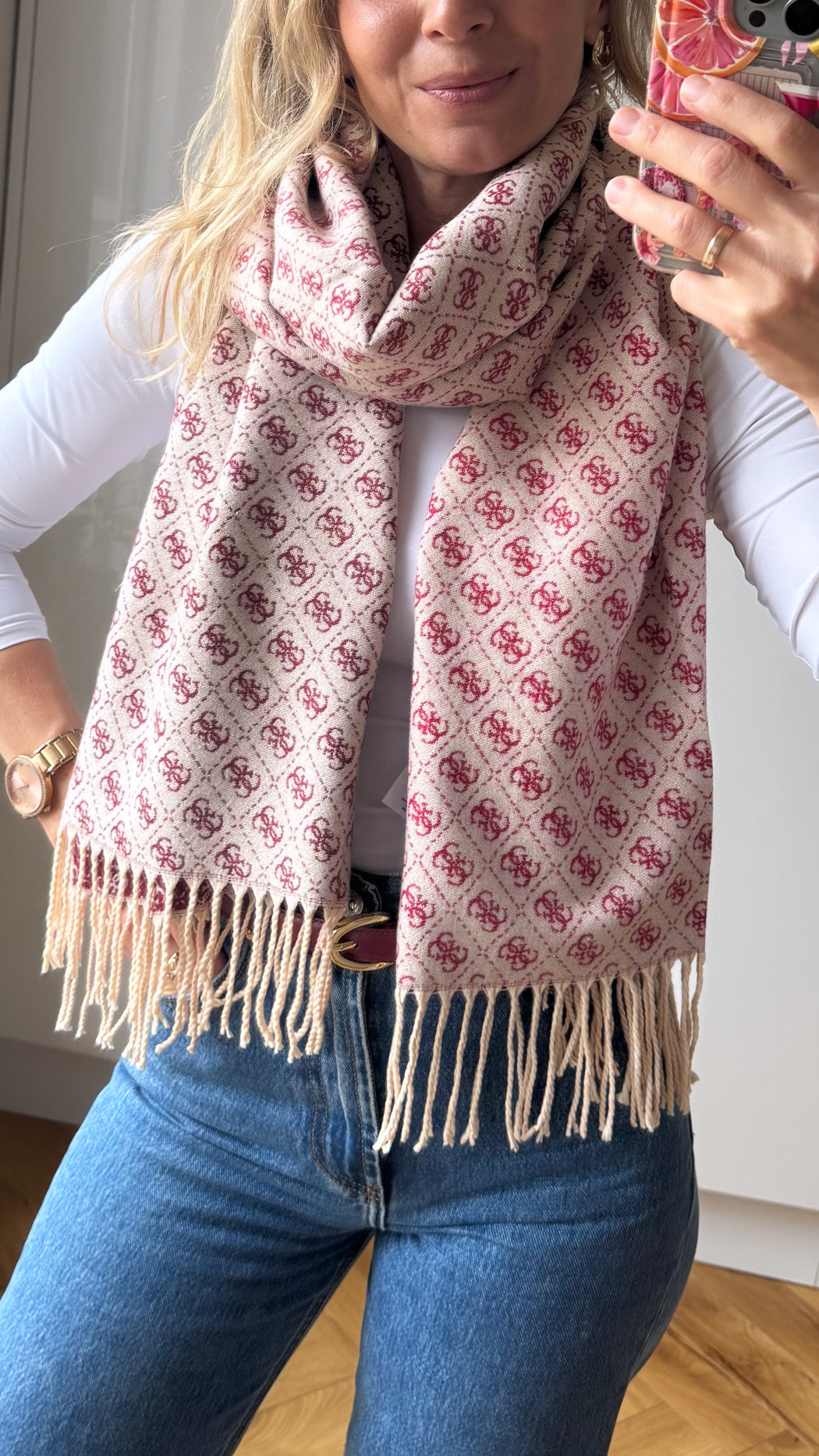 Guess reversible wine logo scarf aw5663vis03