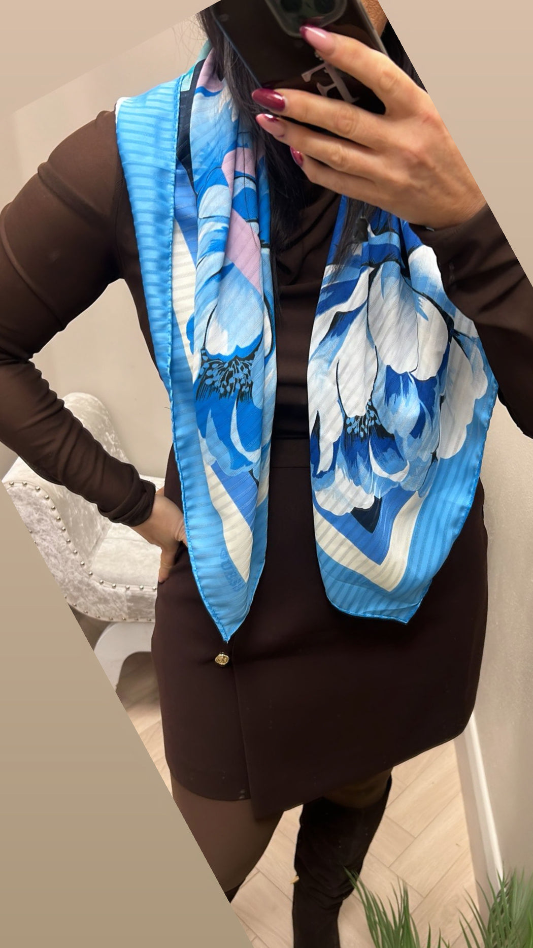 Aw5310sil03 blue  floral scarf