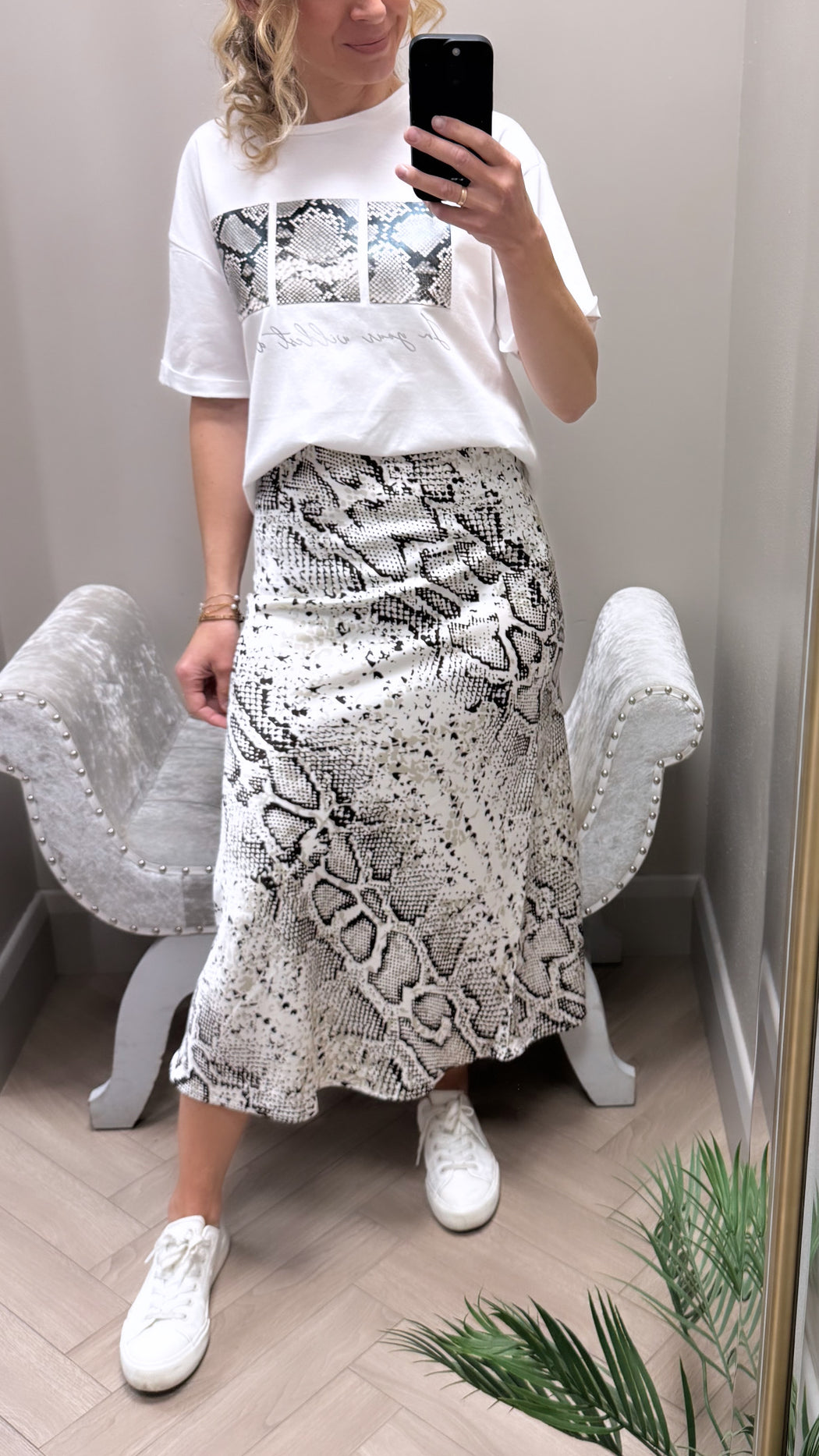 Veny python tee