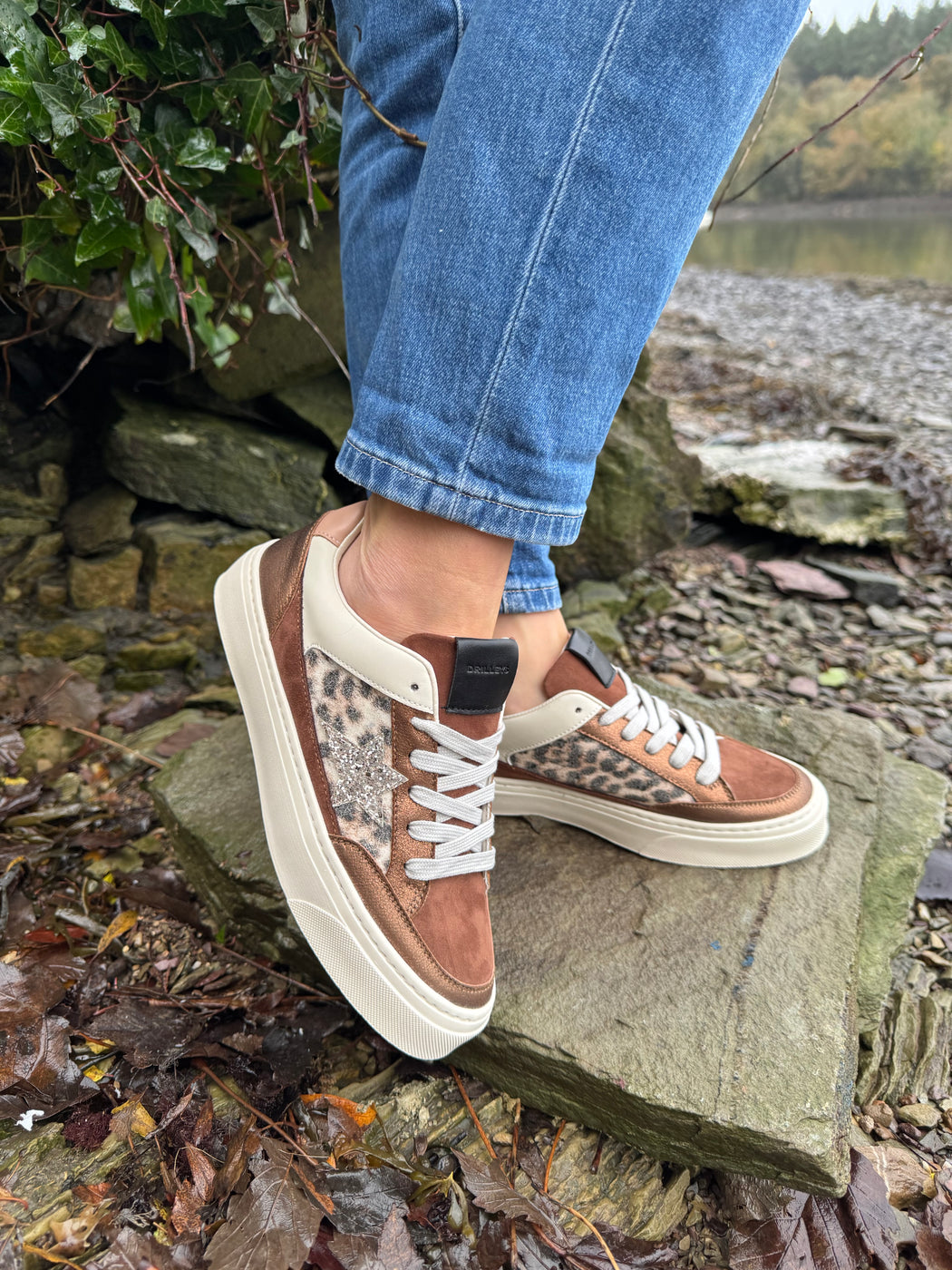 Seventy three antique bling