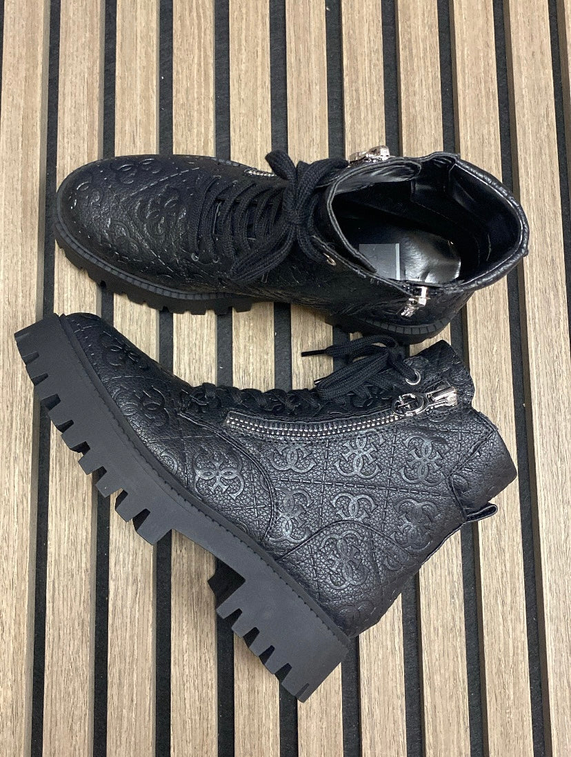 Guess side zip logo embossed boots