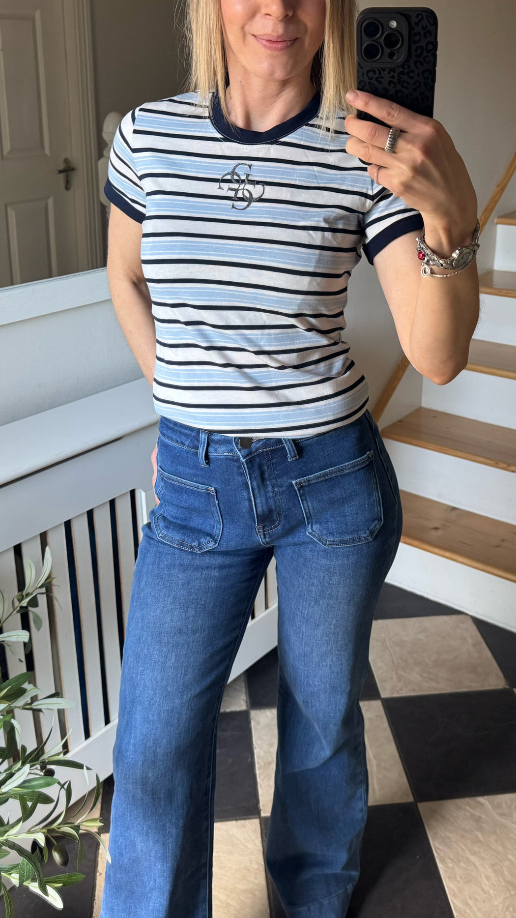 Shiny pocket bootleg jeans