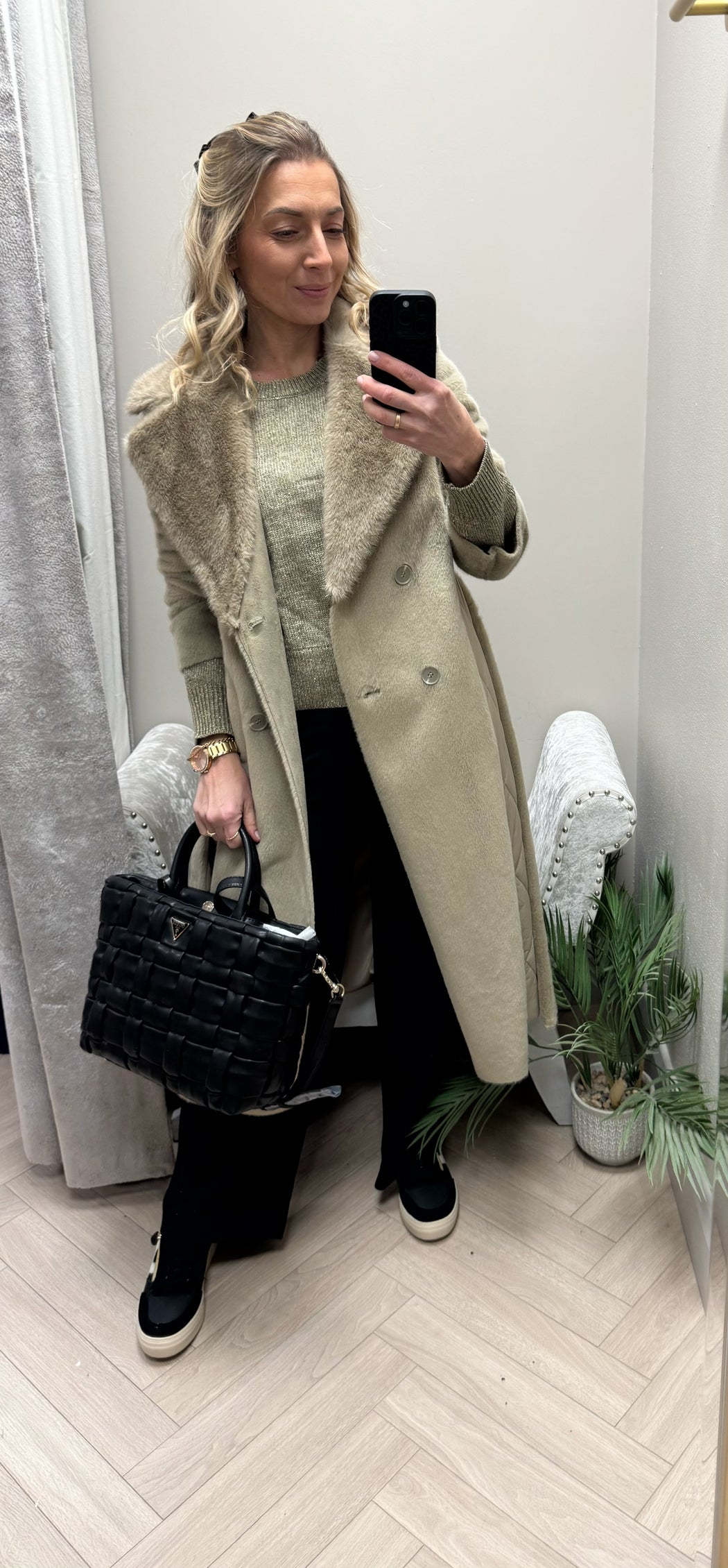 Guess Jole Coat. W5BL68W4200