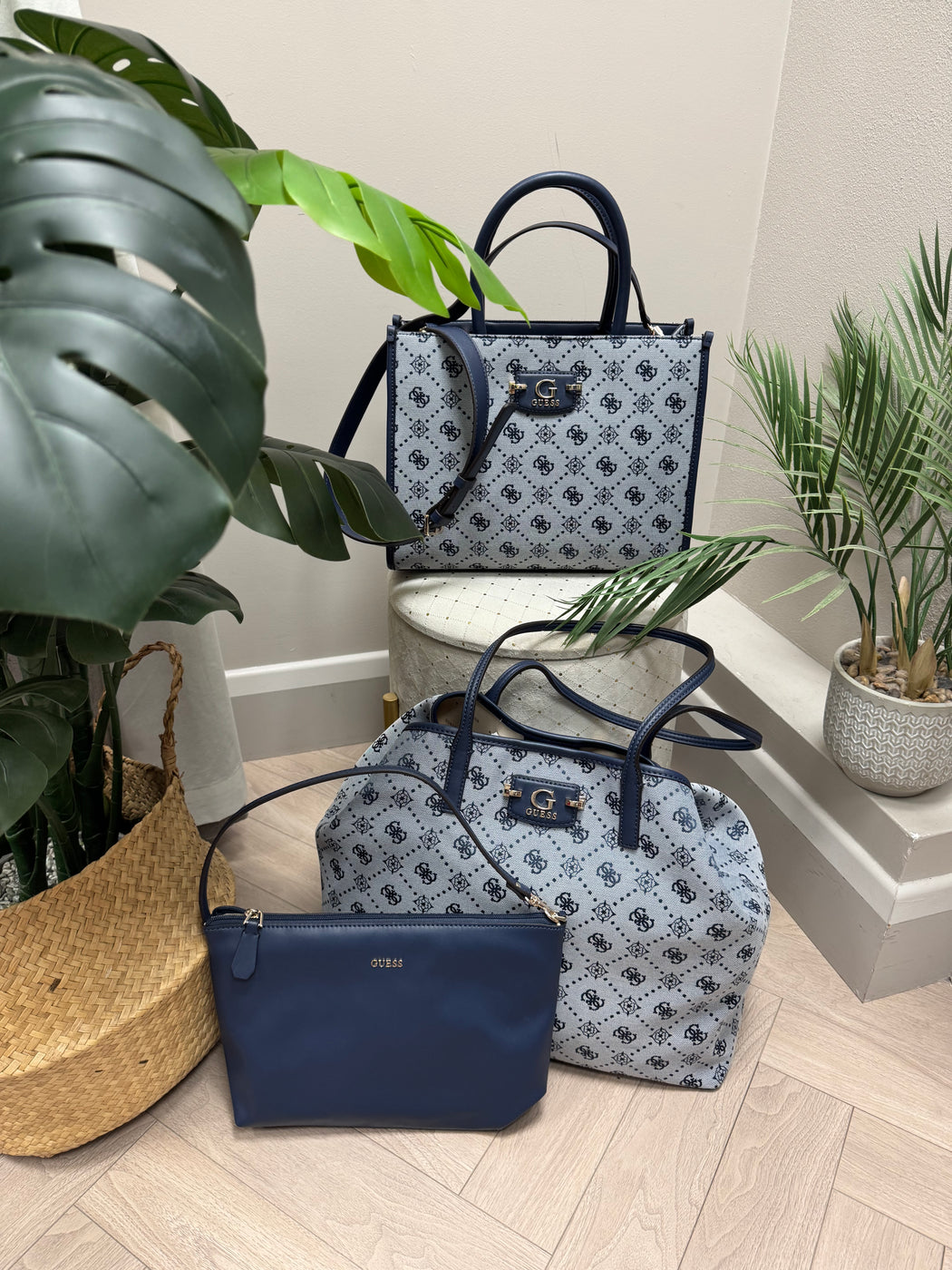 Guess neda jacquard tote bag jp965424