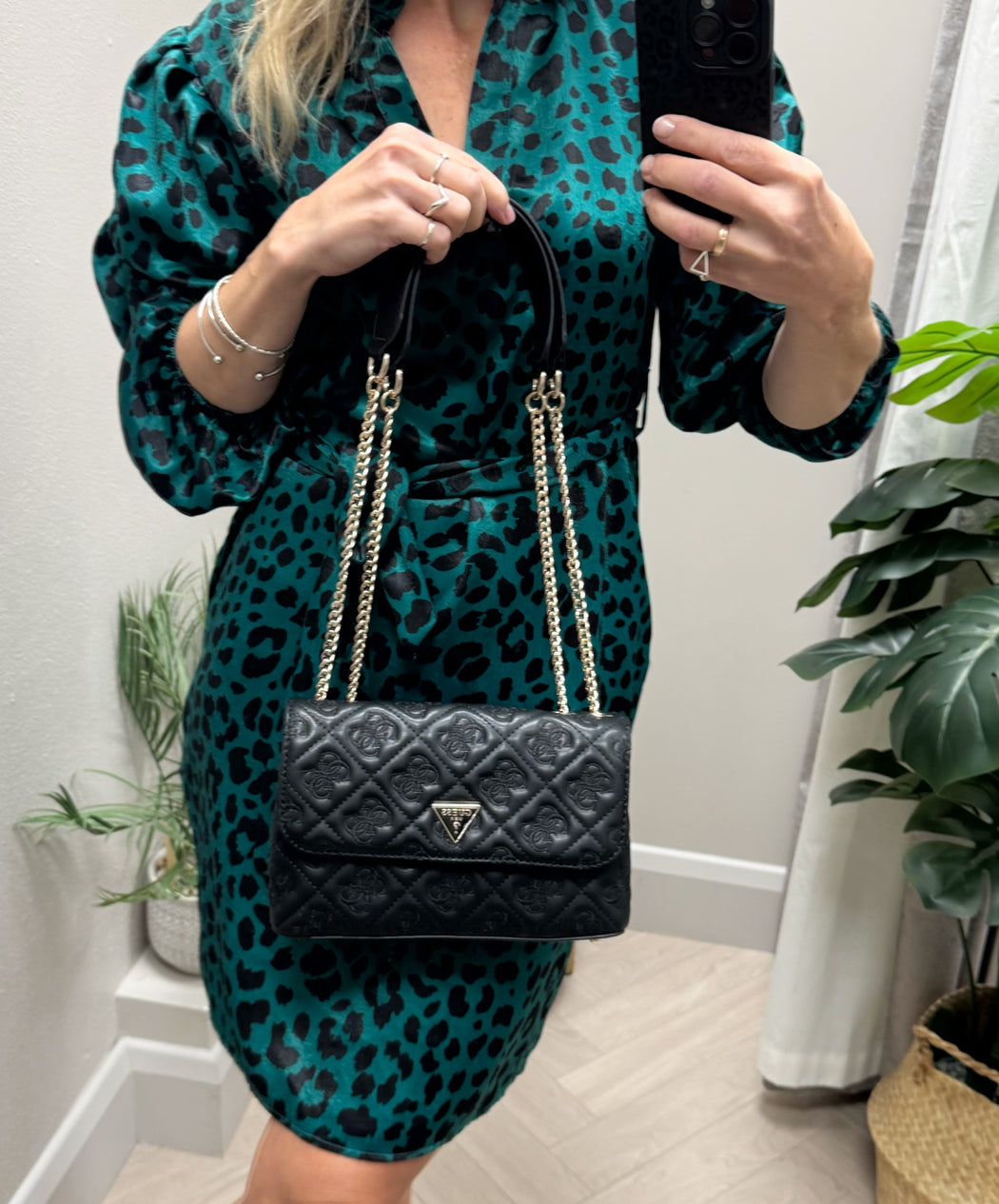 Guess Black ADELASIA Bag QL965821