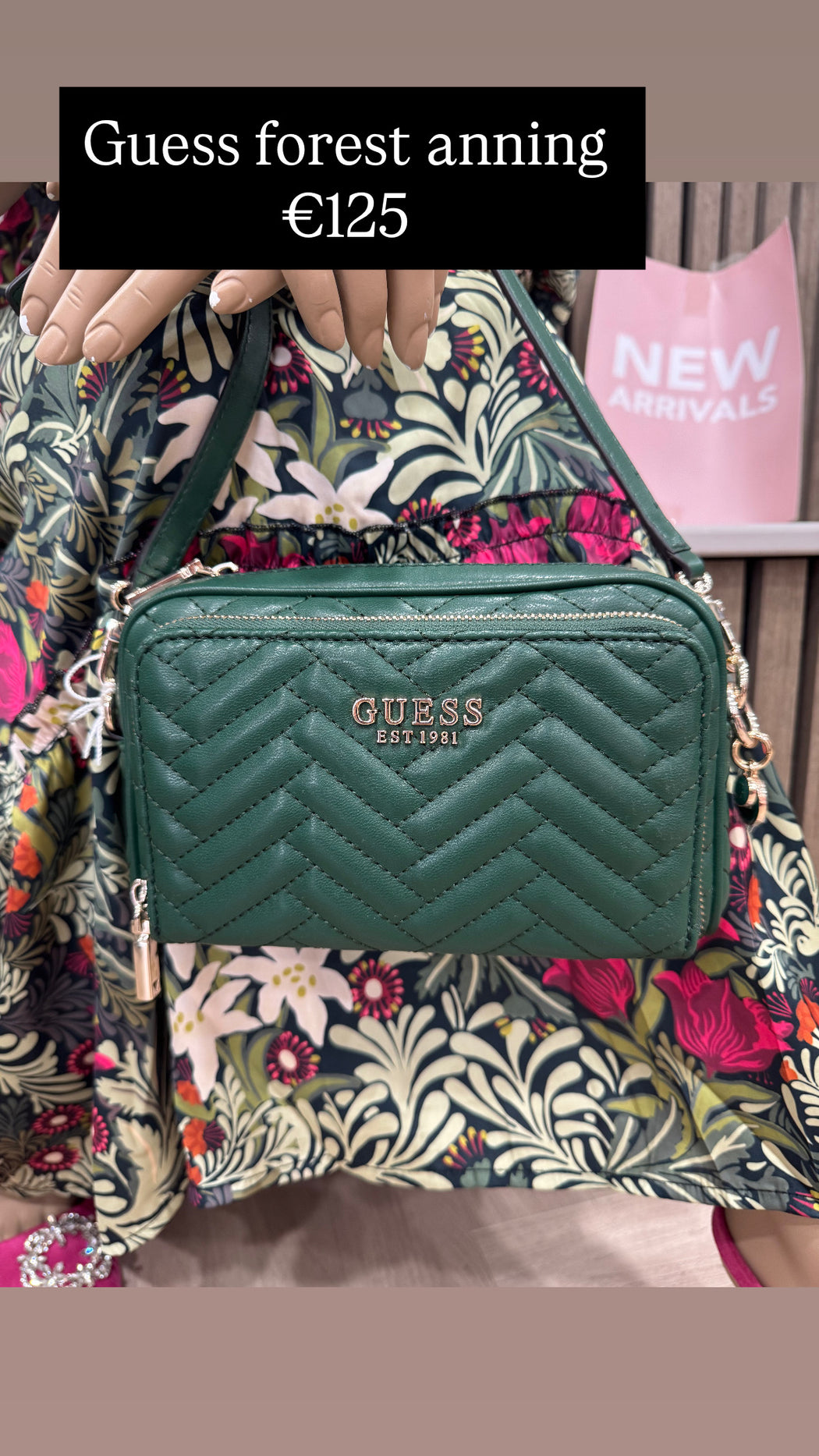 Guess forest green anning shoulder bag QG950814