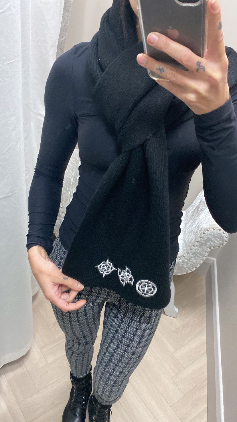 Guess black scarf AW5178POL03-BLA