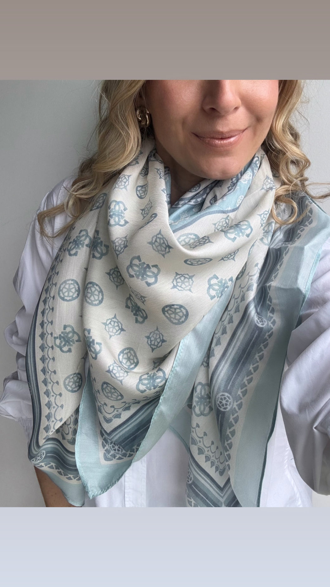 Guess blue print scarf AW5496VIS03 - BLU