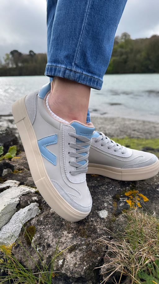 Eighty Chalky Blue Runners