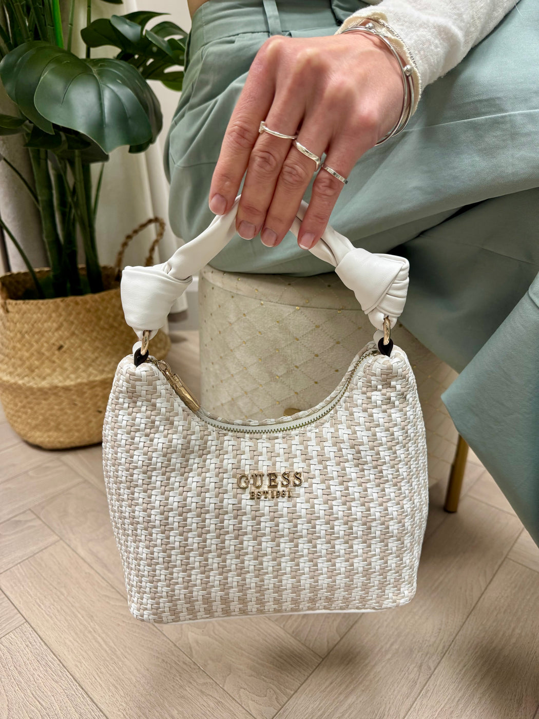Guess White Multi MIREMA Bag. WG963101