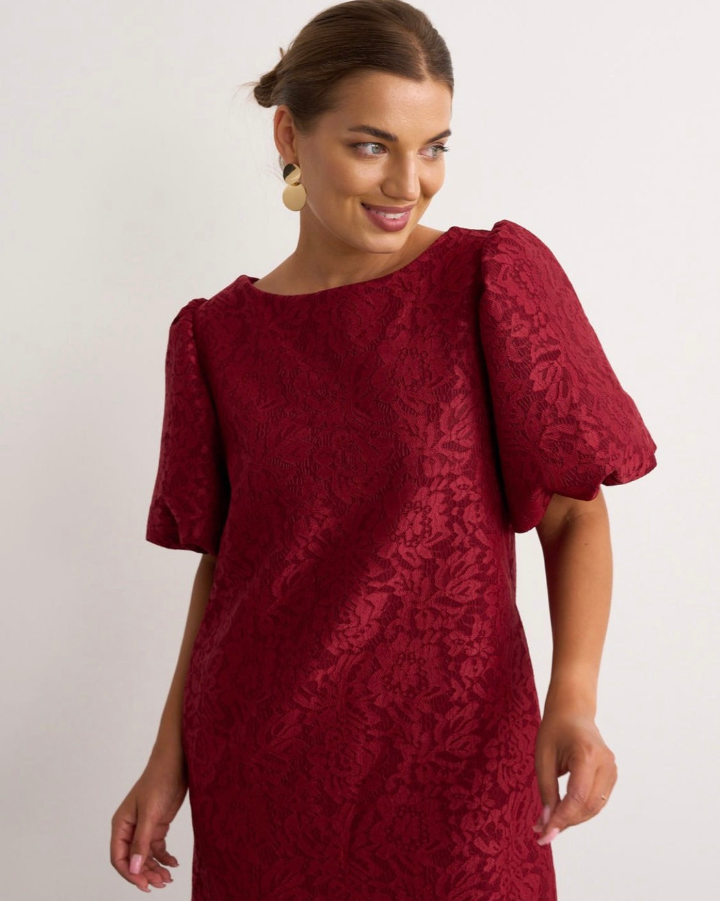 Breda wine  puff sleeve lace dress