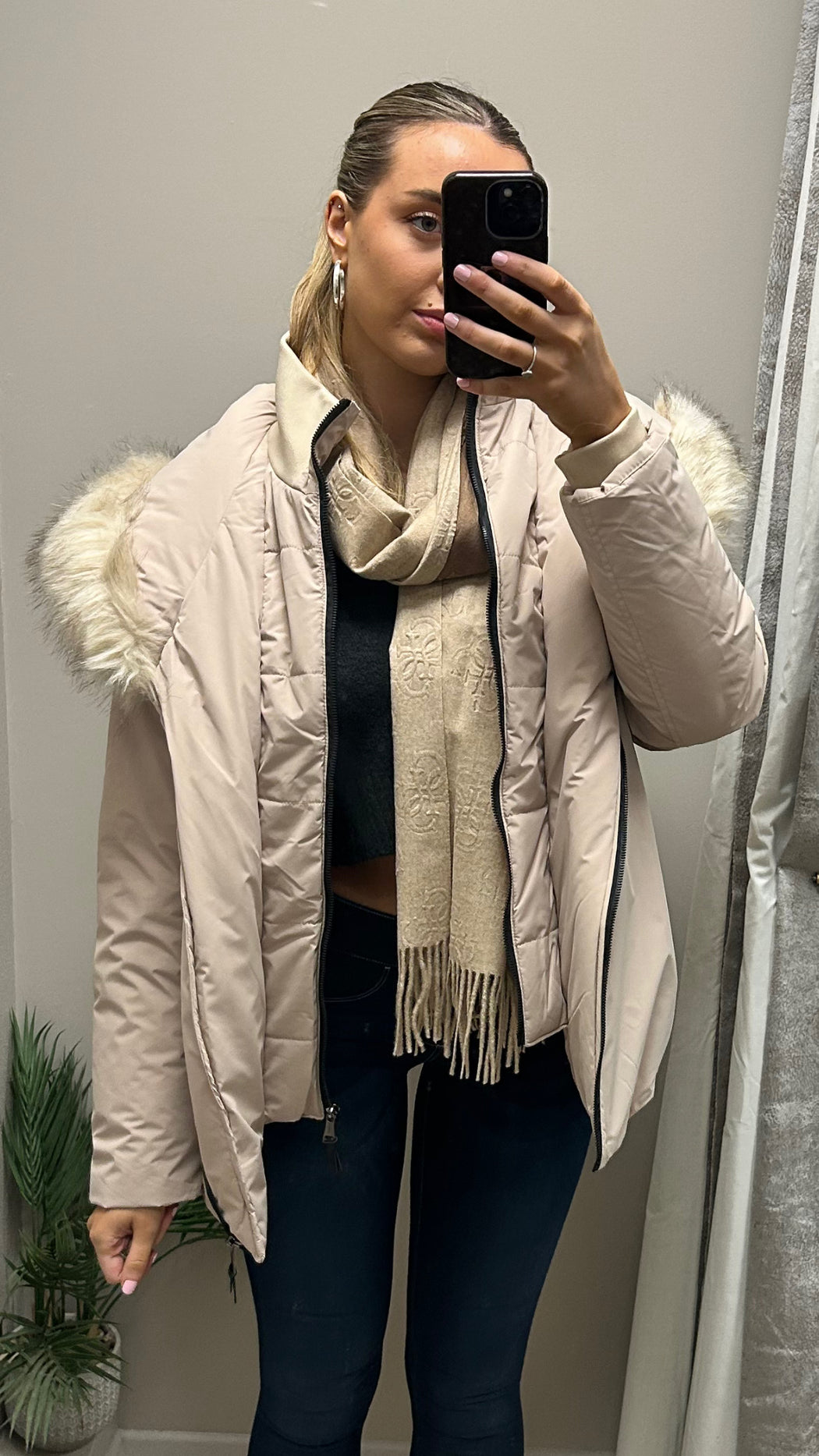 Paak beige puffer jacket