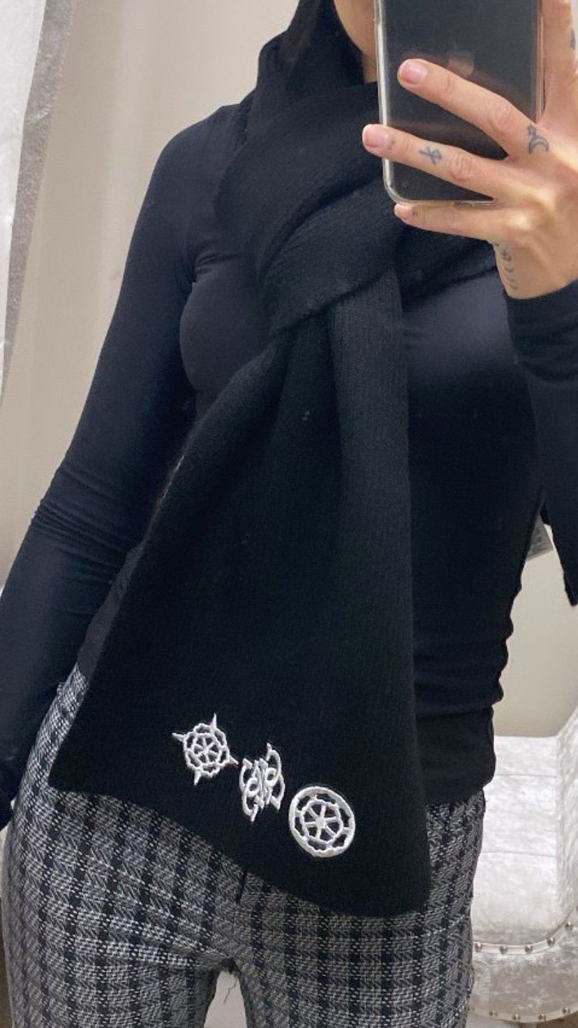 Guess black scarf best sale