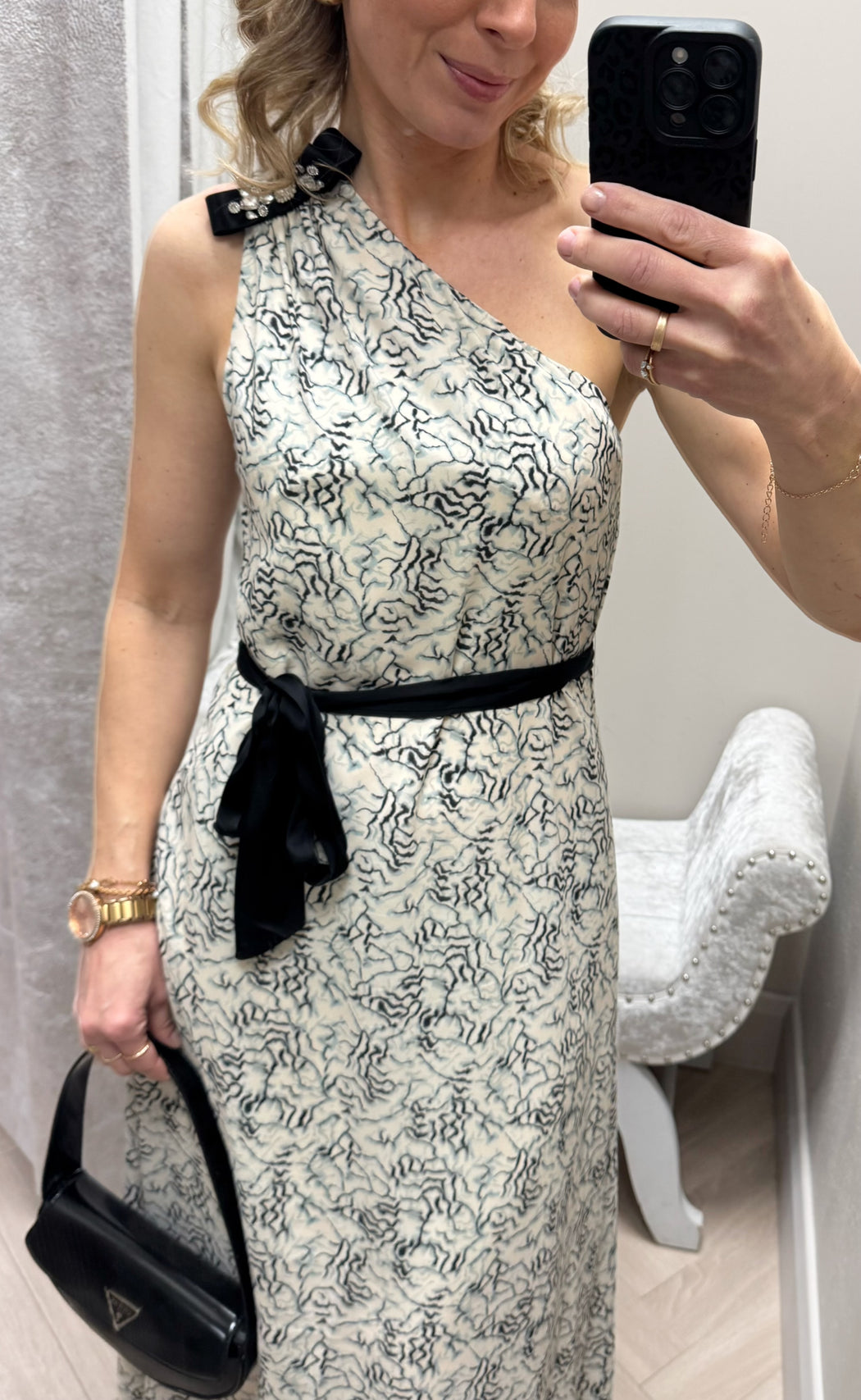 Kream beige black one shoulder dress