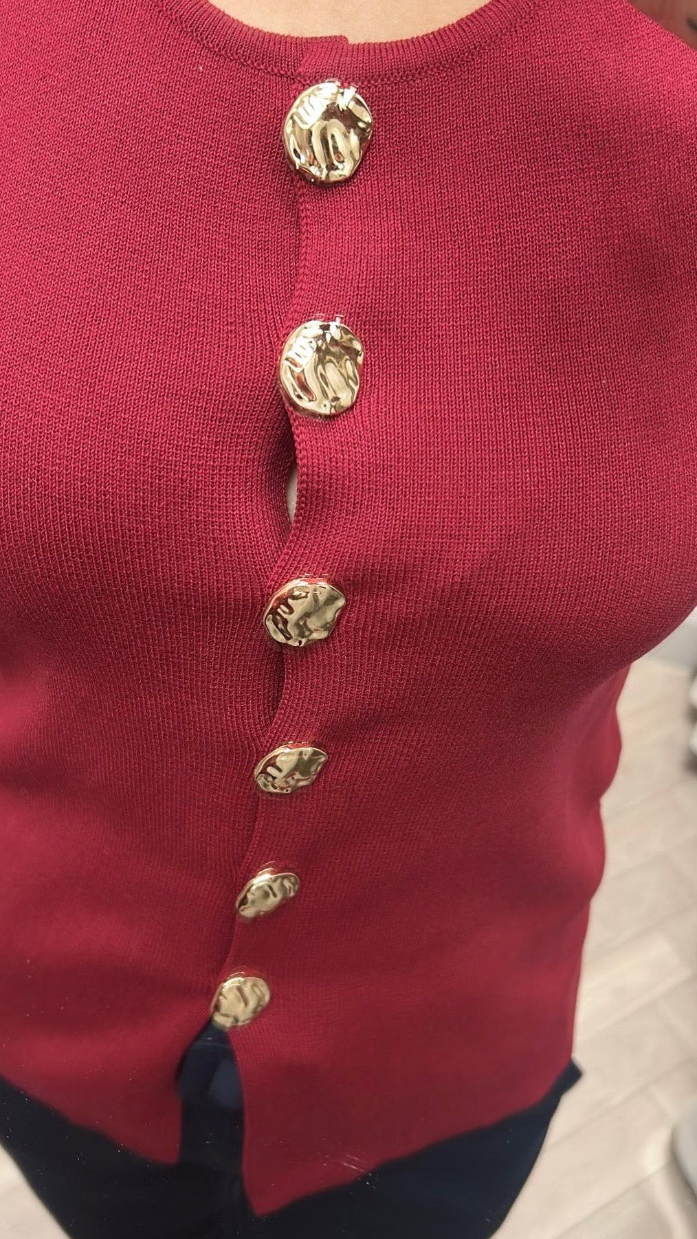 Wine  button knit waistcoat