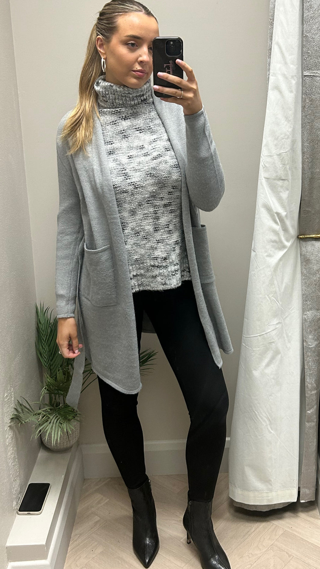 Brama grey knit cardi