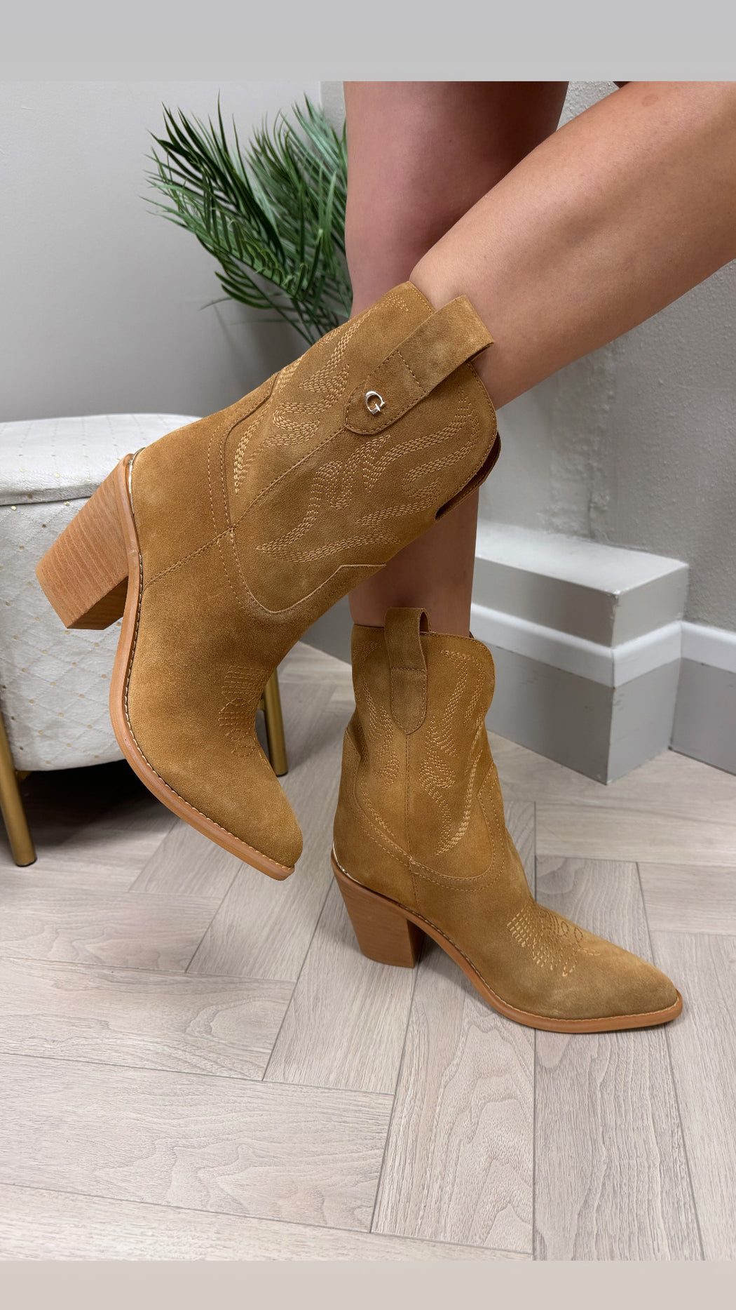 Guess 3/4 suede boots FLTSALSUE10
