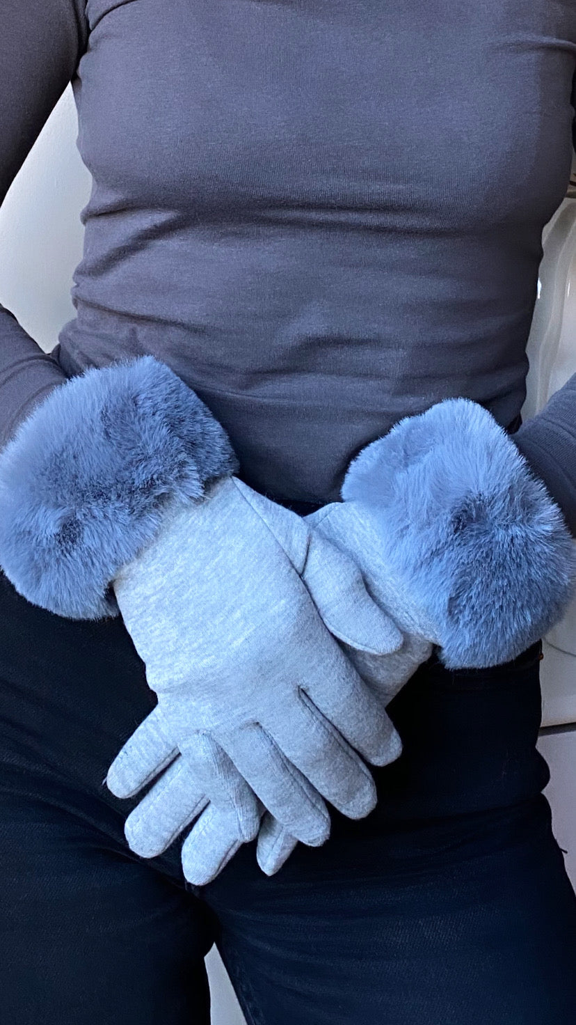 Amelia grey faux fur gloves